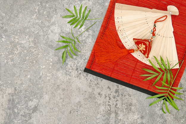 Adorno de año nuevo chino Lucky charm alfombra de bambú rojo