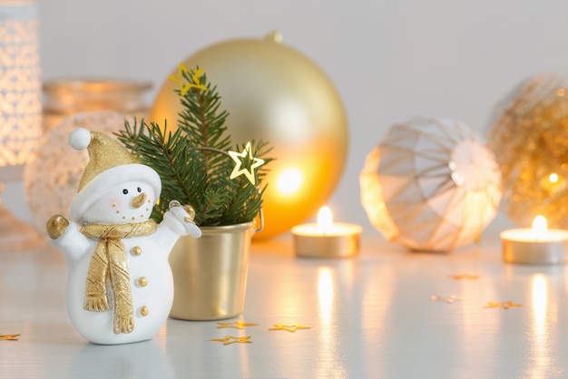 Adornos navideños con muñeco de nieve de cerámica