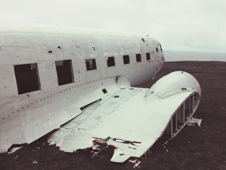 Foto aeronaves abandonadas contra o céu