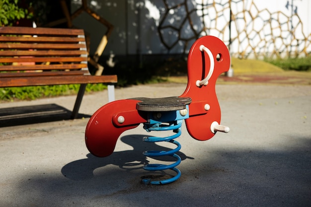 Foto Äußerer sauberer spielplatz für kinder