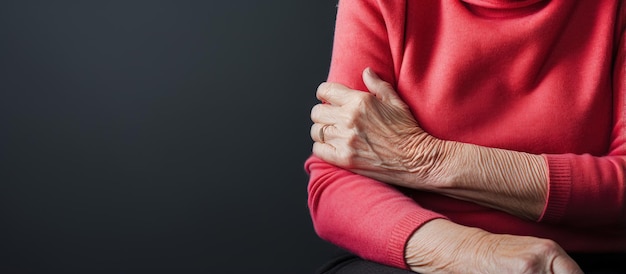 Afección dolorosa en mujeres de edad avanzada con artritis reumatoide