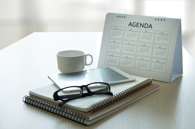 Foto agenda actividad información calendario eventos y cita de reunión