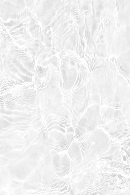 Foto agua blanca con ondas en la superficie desenfoque borrosa transparente de color blanco claro agua tranquila