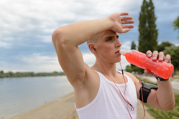 Foto el agua es la clave para un buen entrenamiento.