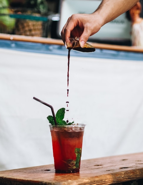 agua de fresa con espresso.