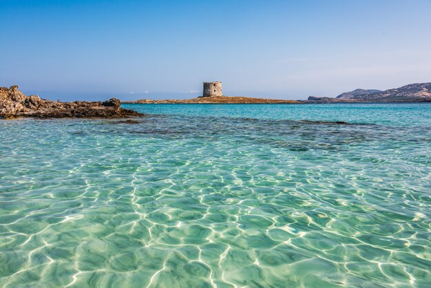 El agua de mar en Stintino