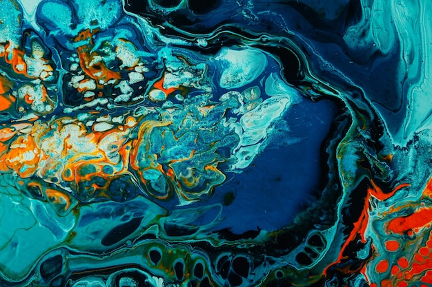 Agua de tinta acrílica Textura de mármol Mezcla de fluido de burbuja amarilla azul con vena de racha brilla efecto de grano Superficie manchada abstracta de degradado de color Fondo de arte de patrón de piedra mineral de fantasía