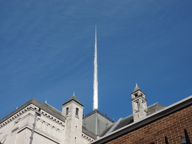 Aguja de la Catedral de Santa Ana en Belfast