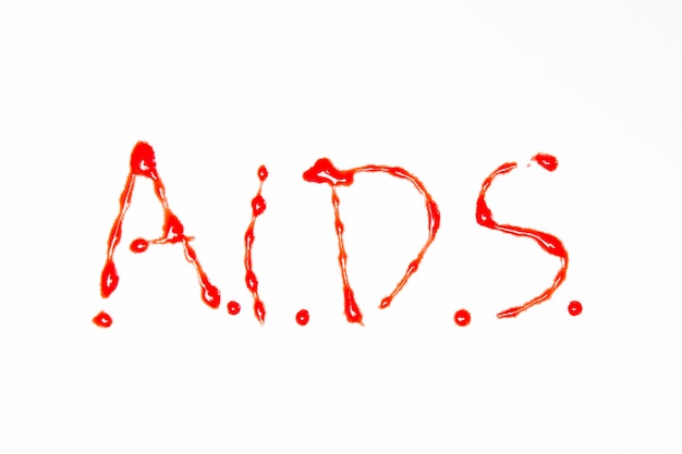 AIDS soletrado no sangue