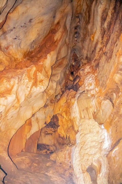 Ain Dhab Höhle in Siliana Tunesien