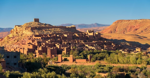 Ait Benhaddou em Marrocos ao pôr do sol