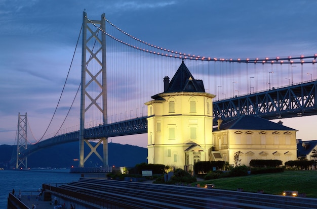 Akashi-Brücke