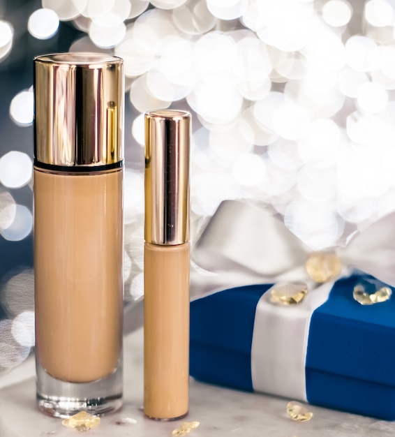 ake-up Foundation Base, Concealer und blaue Geschenkbox