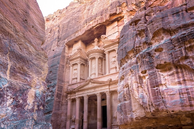 Al Khazneh in der antiken Stadt Petra, Jordanien.