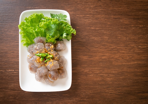 Albóndigas de arroz al vapor de cerdo