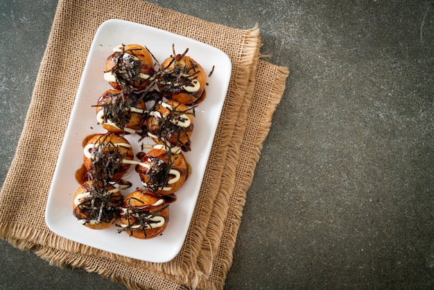 Albóndigas de bolas de takoyaki o bolas de pulpo