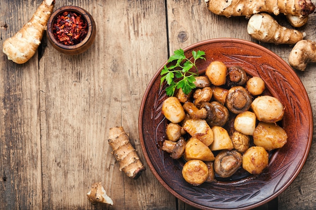 Alcachofa de Jerusalén asada