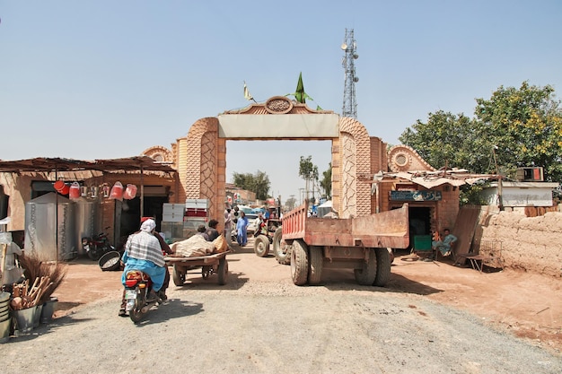 Aldea de Bhong en la provincia de Punjab, Pakistán