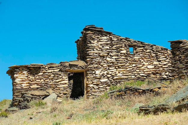 Aldea rural de La Cañada del Gitano en el Parque Natural Sierra de Baza - Granada