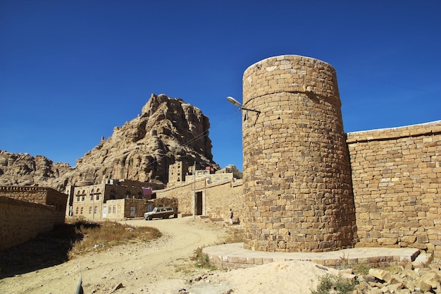 Aldea de Thula en las montañas Yemen