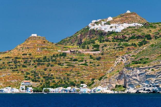 Aldeas de klima y plaka en la isla de milos, grecia