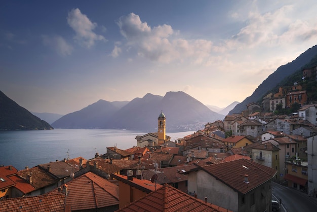 Aldeia de Colonno Distrito do Lago de Como Paisagem Itália Europa