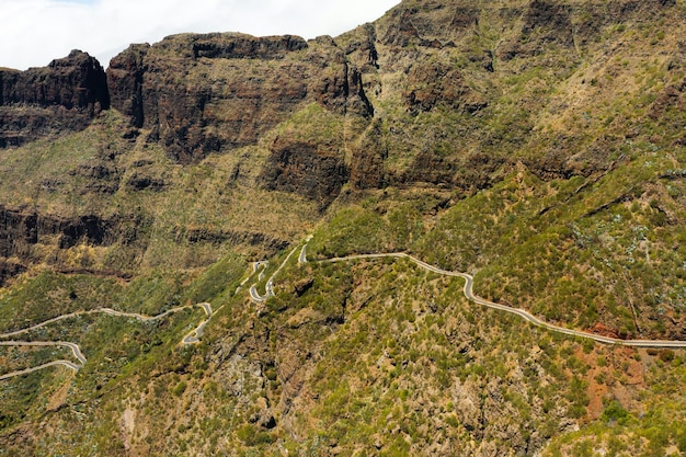 Aldeia de máscara no destino turístico popular da Espanha Aldeia de máscara de Tenerife