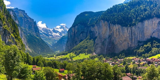 Aldeia de montanha Lauterbrunnen, Suíça