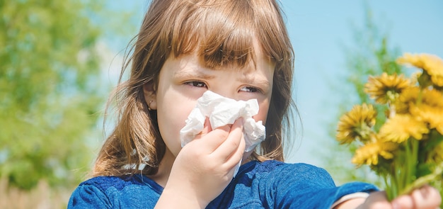 Alergia estacional en un niño. Rinitis. Enfoque selectivo