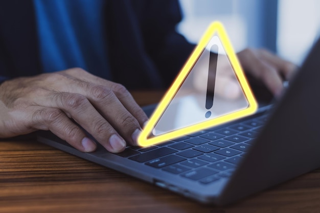 Alerta informática Ataque cibernético a una red informática Virus Spyware Malware o software malicioso Seguridad cibernética y ciberdelincuencia Internet de información comprometida