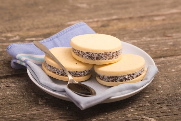 Alfajores delicioso tradicional argentino de calda de caramelo