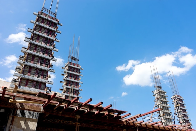 Foto algum pólo de construção de edifício pequeno