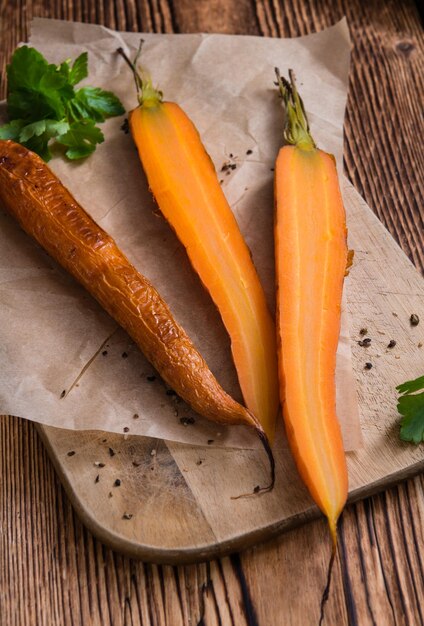 Algunos enfoque selectivo de zanahorias al horno