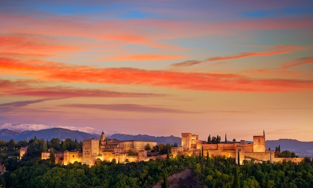 Alhambra atardecer en granada de españa