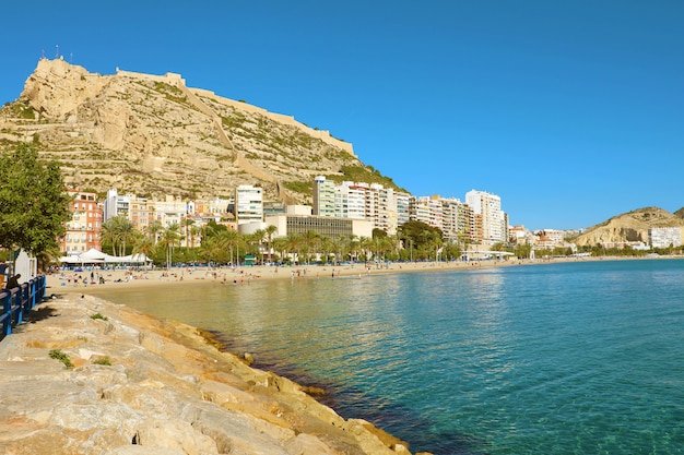 Alicante Stadt und El Postiguet Beach, Mittelmeerziel, Spanien