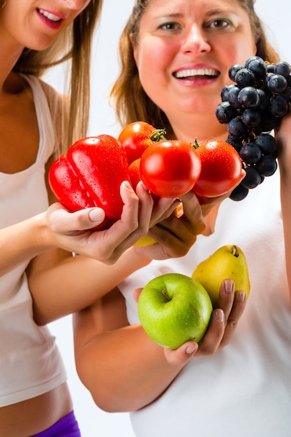 Foto alimentação saudável - mulheres, frutas e legumes