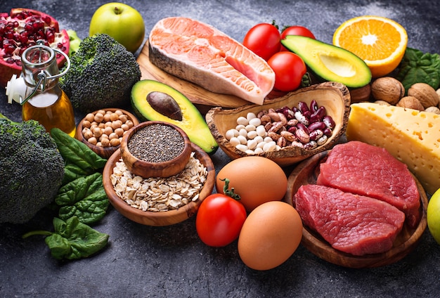 Alimentos orgánicos para una nutrición saludable y superalimentos.