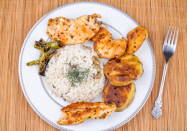 Alimentos tradicionais turcos; Arroz de Legumes (Baklali Pilav)