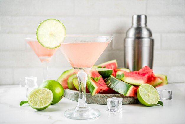 Alkoholisches Sommergetränk, Wassermelonen-Martini-Cocktail