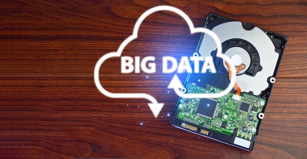 Almacenamiento y análisis de big data en la nube o en un servidor externo