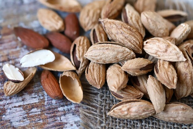 Almendras sin cáscara Nueces útiles