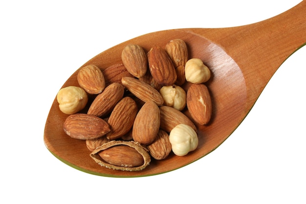 AlmondNuts en una cuchara de madera