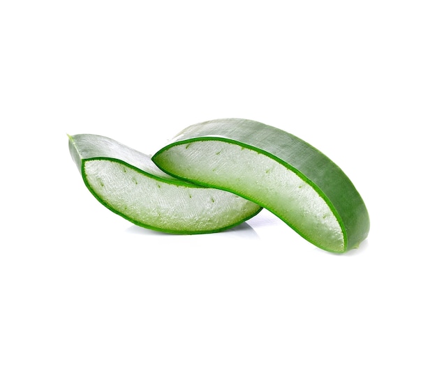 Aloe vera isolado no branco