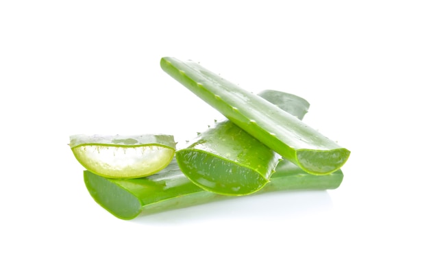 Aloe vera na superfície branca