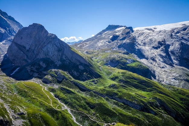 Alpengletscher und Gebirgslandschaft in Pralognan la Vanoise. Französische Alpen.