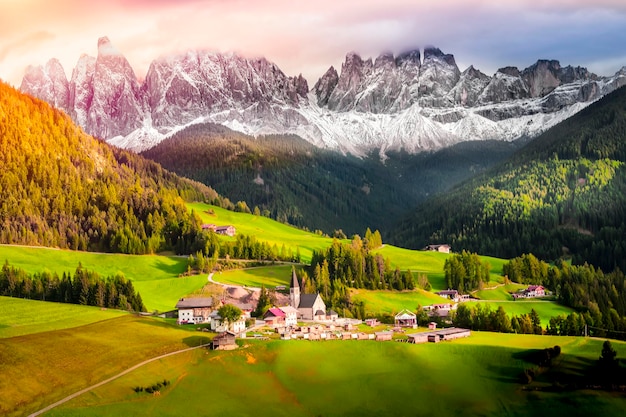 Alpes das Dolomitas Montanha Val di Funes