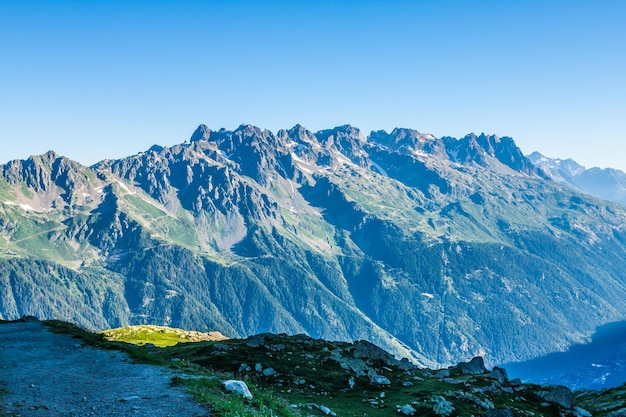 Los Alpes sobre Chamonix