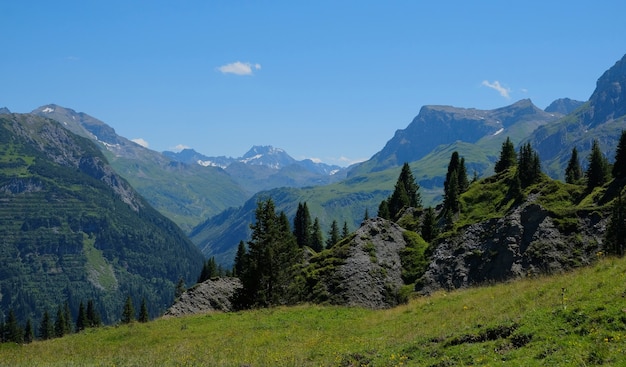 Alta vista de los Alpes en Austria