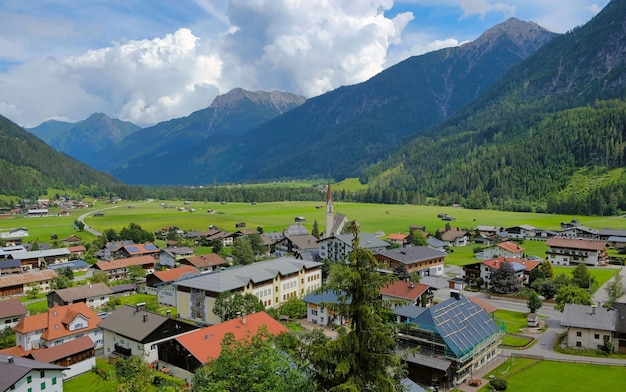 Alta vista de los Alpes en Austria