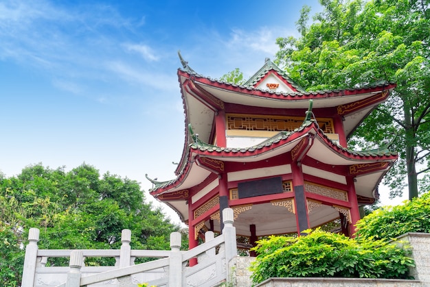 Altbau im chinesischen Stil: Pavillon.